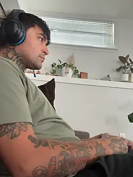 mattvrgg online show from April 12, 3:35 pm