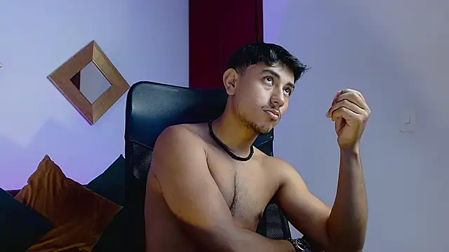 Vezzx online show from April 13, 6:41 pm