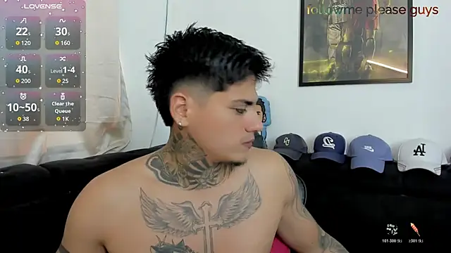 sweetlatinoboy online show from May 23, 11:37 am