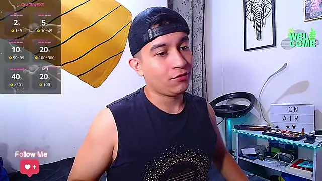 Max Parkerr online show from March 17, 9:17 pm