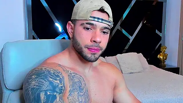 Raytorres online show from April 23, 10:45 pm