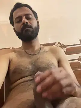 Wildlovee online show from June 9, 5:20 am
