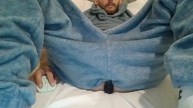 feetlovrr94 online show from May 3, 10:29 am