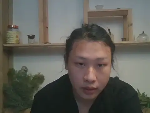 Live-001 online show from May 31, 11:11 am