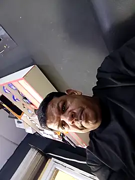 Danielleon12  online show from March 27, 3:24 pm