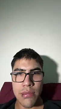 juandoxm4 online show from May 3, 5:10 am