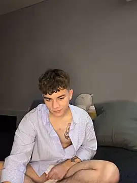 MaxWoolf online show from April 30, 8:57 pm
