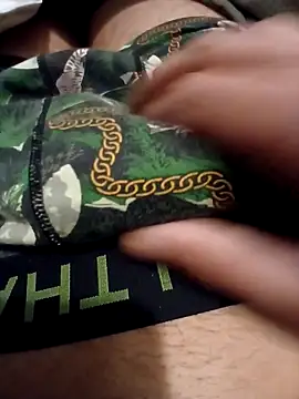 moro9777 online show from April 2, 12:24 pm