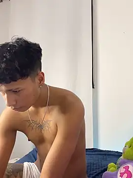 ETTE MOON online show from April 9, 6:19 am