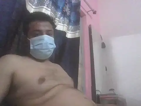 hotboyl6969 online show from April 4, 8:11 am