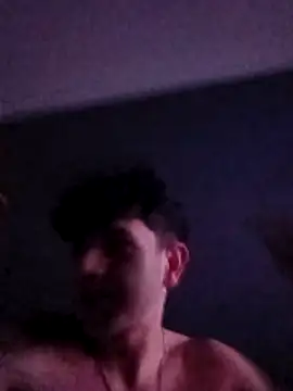 Thuuualvaritoohh online show from April 5, 1:57 am