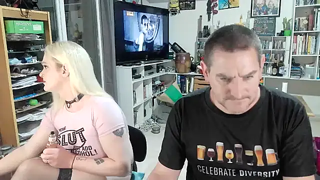 teddythebeer86 online show from May 15, 8:28 pm