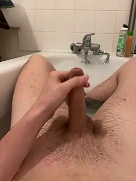 maxd2 online show from April 11, 11:36 am