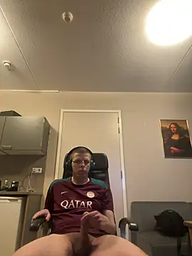 Darkessprince0208 online show from April 14, 9:14 pm