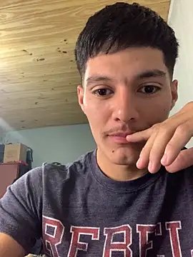 EmilianoShock online show from April 23, 9:50 pm