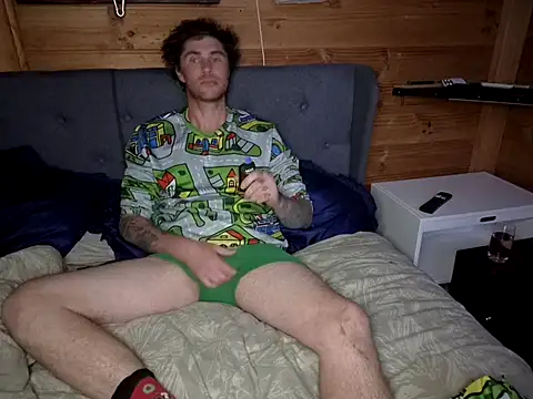 PullTheJackpot online show from April 21, 9:10 pm