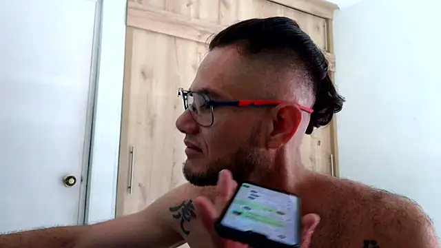 andrew 1520 online show from January 6, 6:01 pm