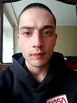 huvo67ff online show from April 11, 11:36 am