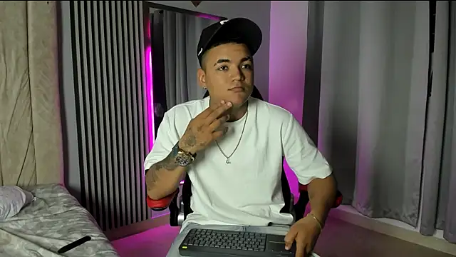 Dante  jons online show from April 20, 5:21 am