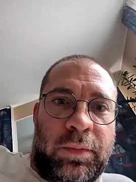 gayboyx77 online show from June 3, 9:44 am