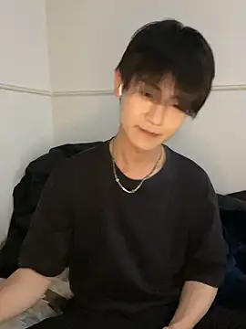 XRIIX online show from April 18, 12:28 pm