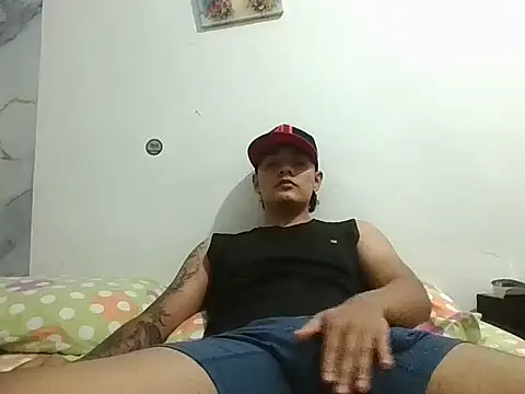 Cassius44 online show from April 28, 2:27 am