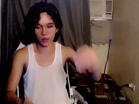 urnaughty paul online show from May 31, 5:41 am