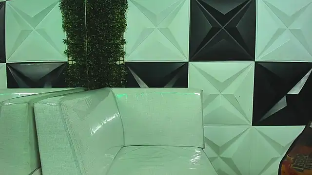 jbarto  online show from May 19, 1:39 pm