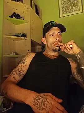 IlBos9769 online show from May 28, 1:47 am