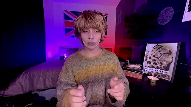 Aronn 44 online show from June 24, 4:26 am