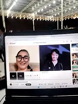 Andi Maja199 online show from May 11, 1:46 pm