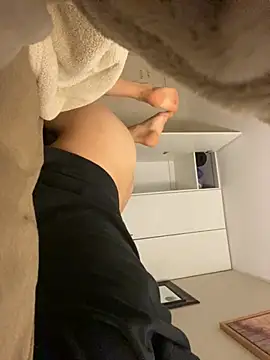 femchubbyhot205 online show from May 11, 4:36 am