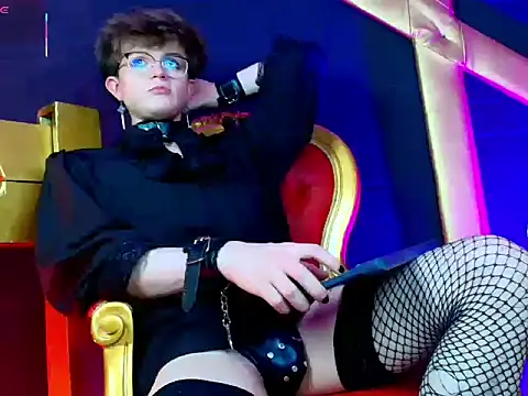 DionnySian online show from May 27, 11:57 pm