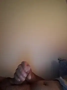 Nicolas065 online show from May 15, 5:54 pm