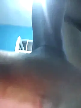 luis391986 online show from June 9, 4:03 am
