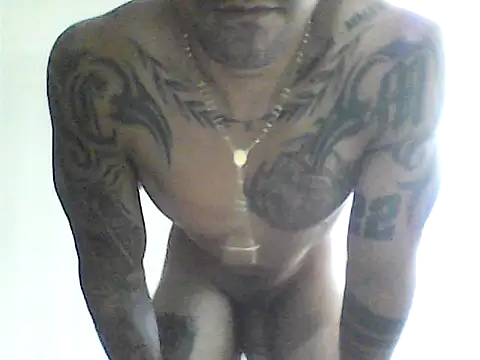 musclebody12 online show from May 19, 9:32 pm