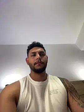 aron taylor29 online show from May 26, 12:28 am