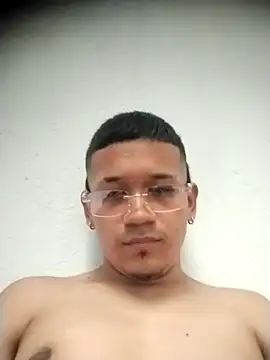 -Moreno  Hot online show from May 31, 6:09 pm