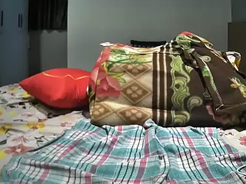 indiboy009 online show from January 13, 9:19 pm