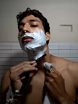 0hmbre0 online show from June 6, 9:32 pm