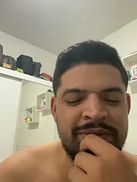 mineirinho3120 online show from June 13, 2:20 am