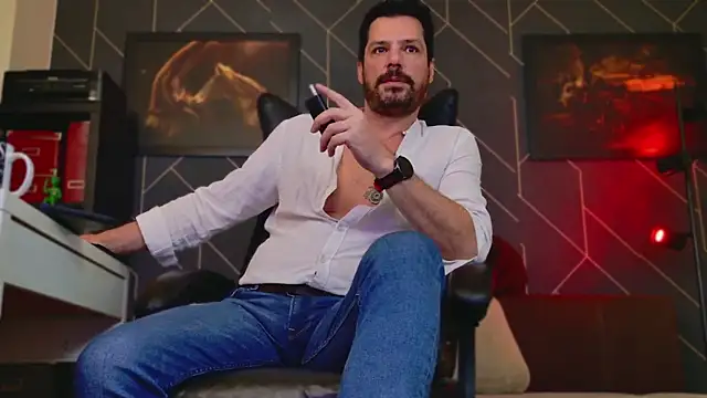 ChrisKox online show from December 15, 4:48 pm