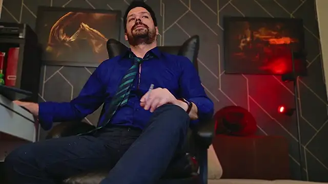 ChrisKox online show from December 16, 4:27 pm