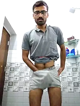 krishna8035 online show from September 28, 4:32 am