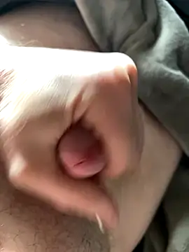 Snapshot of Ich00081 chatting on October 14, 1:51 pm Ich00081 online show from October 14, 1:51 pm