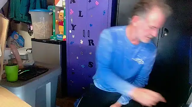 Snapshot of Sweet_Sexy1963 chatting on December 11, 4:59 pm Sweet Sexy1963 online show from December 11, 4:59 pm