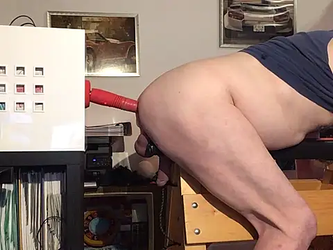 wankcellar online show from September 25, 5:01 pm