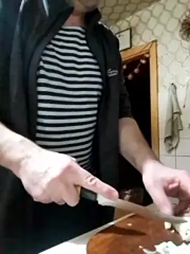 Pokaz2020 online show from March 31, 5:36 pm