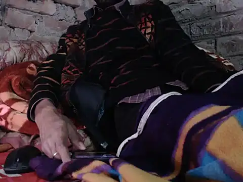 ThethunderPo online show from December 15, 1:54 pm