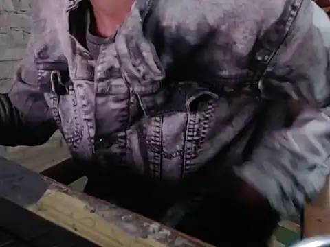 ThethunderPo online show from December 2, 1:44 pm